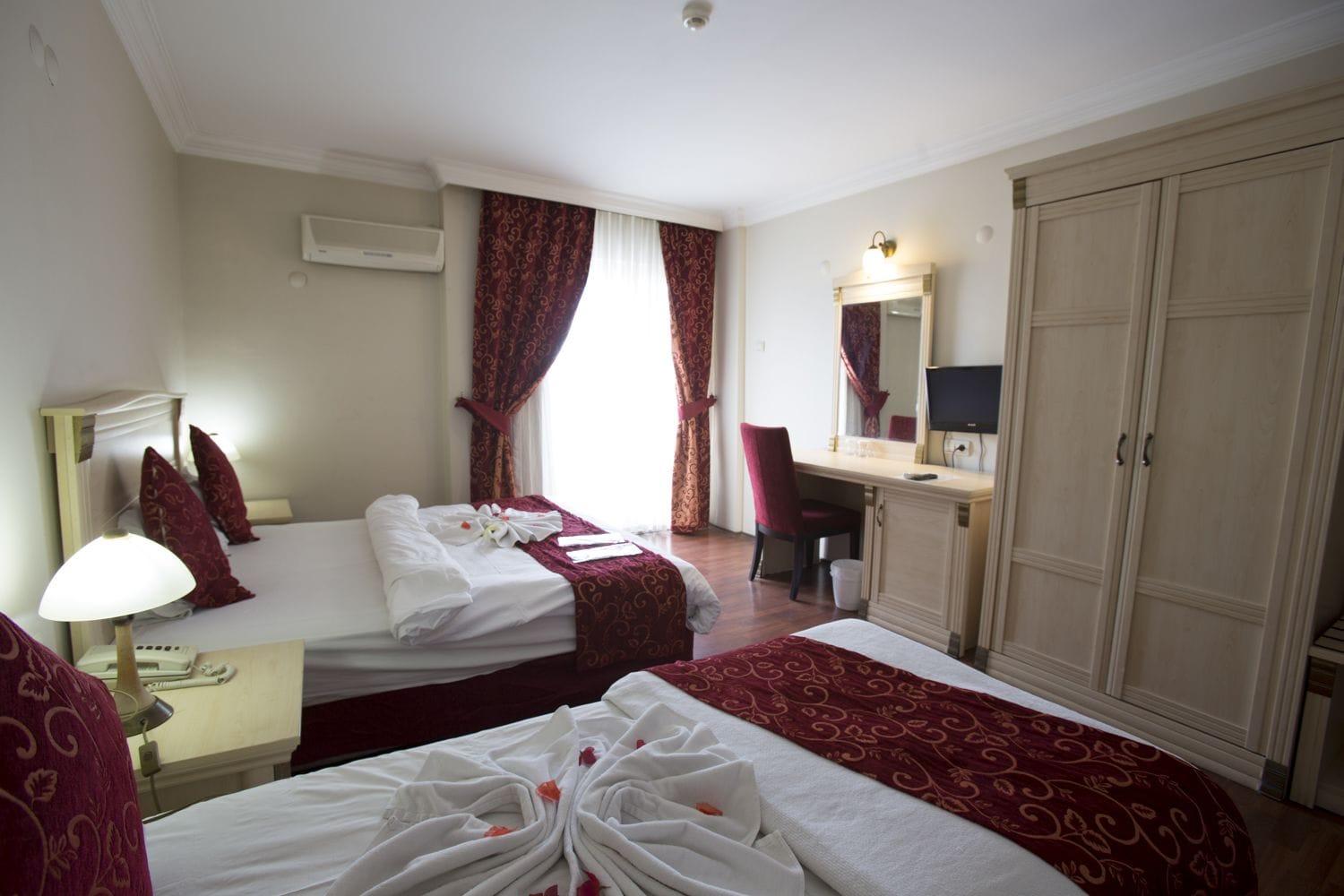 Duqqan Deluxe Hotel Kusadası Exteriör bild