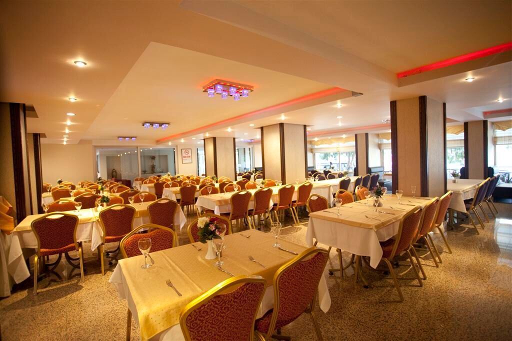Duqqan Deluxe Hotel Kusadası Exteriör bild