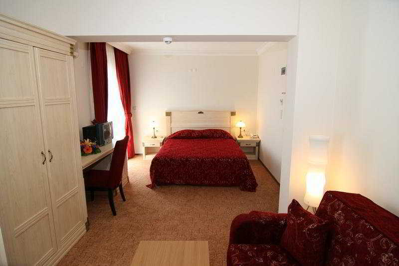 Duqqan Deluxe Hotel Kusadası Exteriör bild